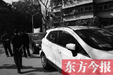 被砸的車(chē)輛