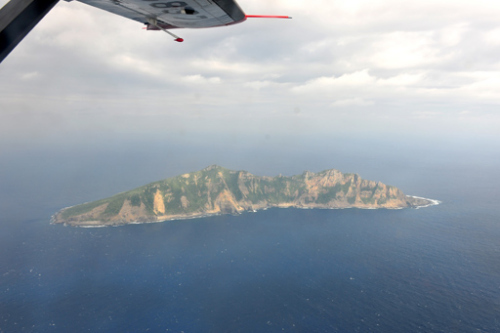 海監飛機釣魚島遭攔截