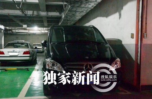 董潔新購(gòu)置的奔馳車。