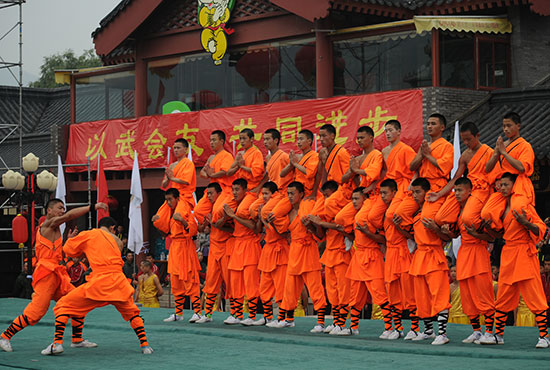 開幕式前精彩的武術表演