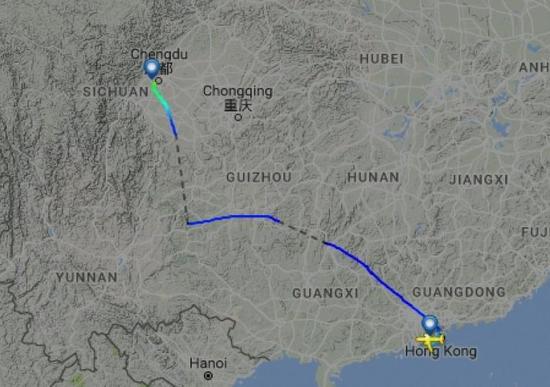  圖片來自航空網(wǎng)站flightradar24，圖顯示飛機(jī)安全降落成都