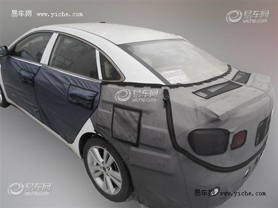 北京現(xiàn)代全新中級車