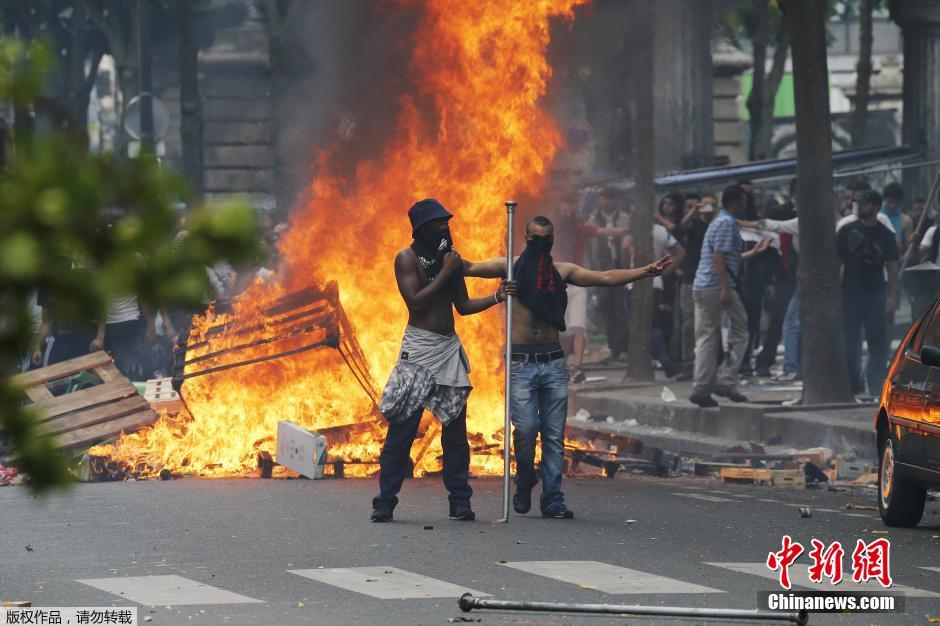 法國多地爆發反以游行