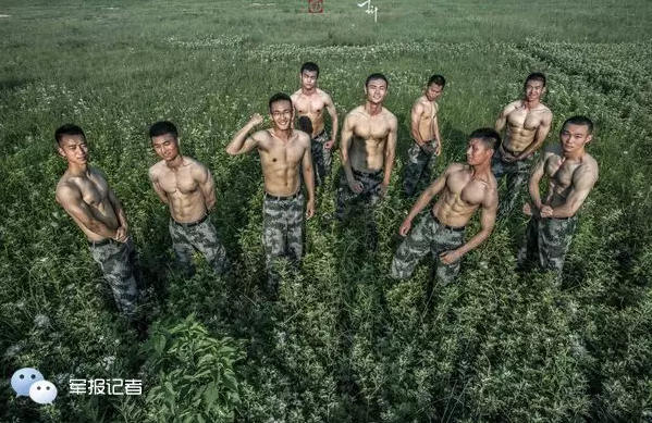 軍校學員變身“肌肉男”硬漢