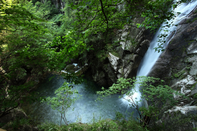 西峽老君洞親子活動 全家總動員尋找22℃的夏天