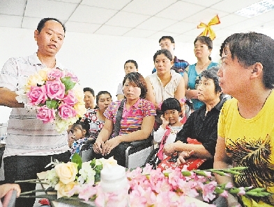 鄭管城區殘疾人婚慶插花正式開班