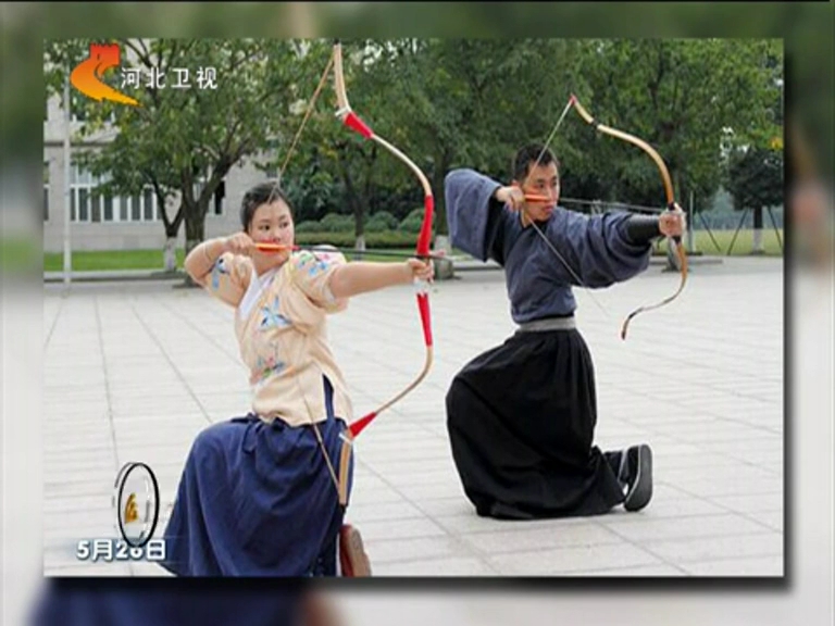 四川大學驚現“神雕俠侶”常年著漢服上下課