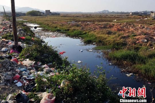 直擊“制毒第一村”：村民傳言制毒村官家財(cái)過(guò)億